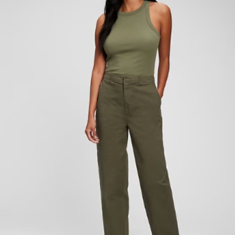GAP Straight Up Khaki pants size 2 Tall Olive Green